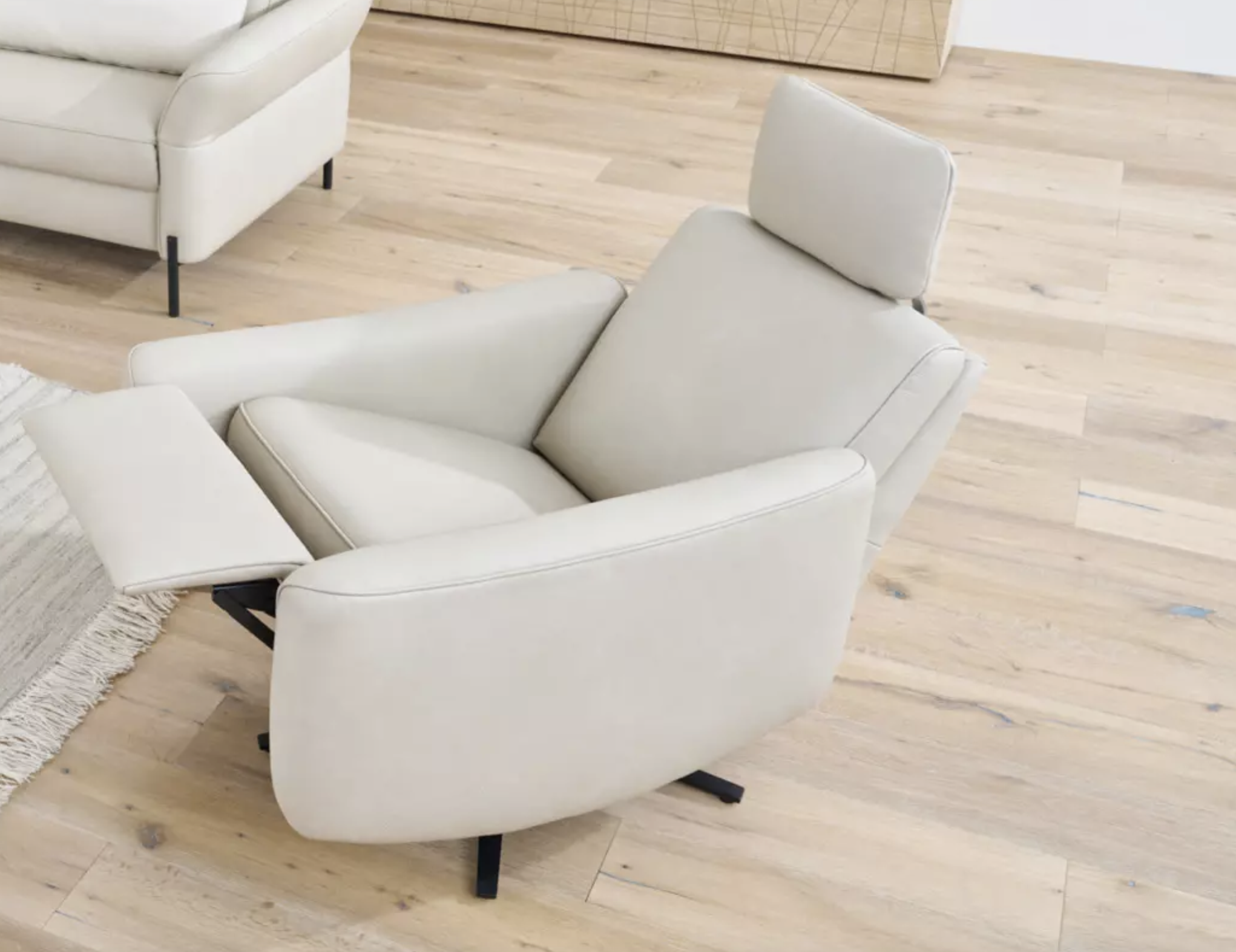 Domino Manual Recliner Fully Reclined in 22 Nappa Yeti