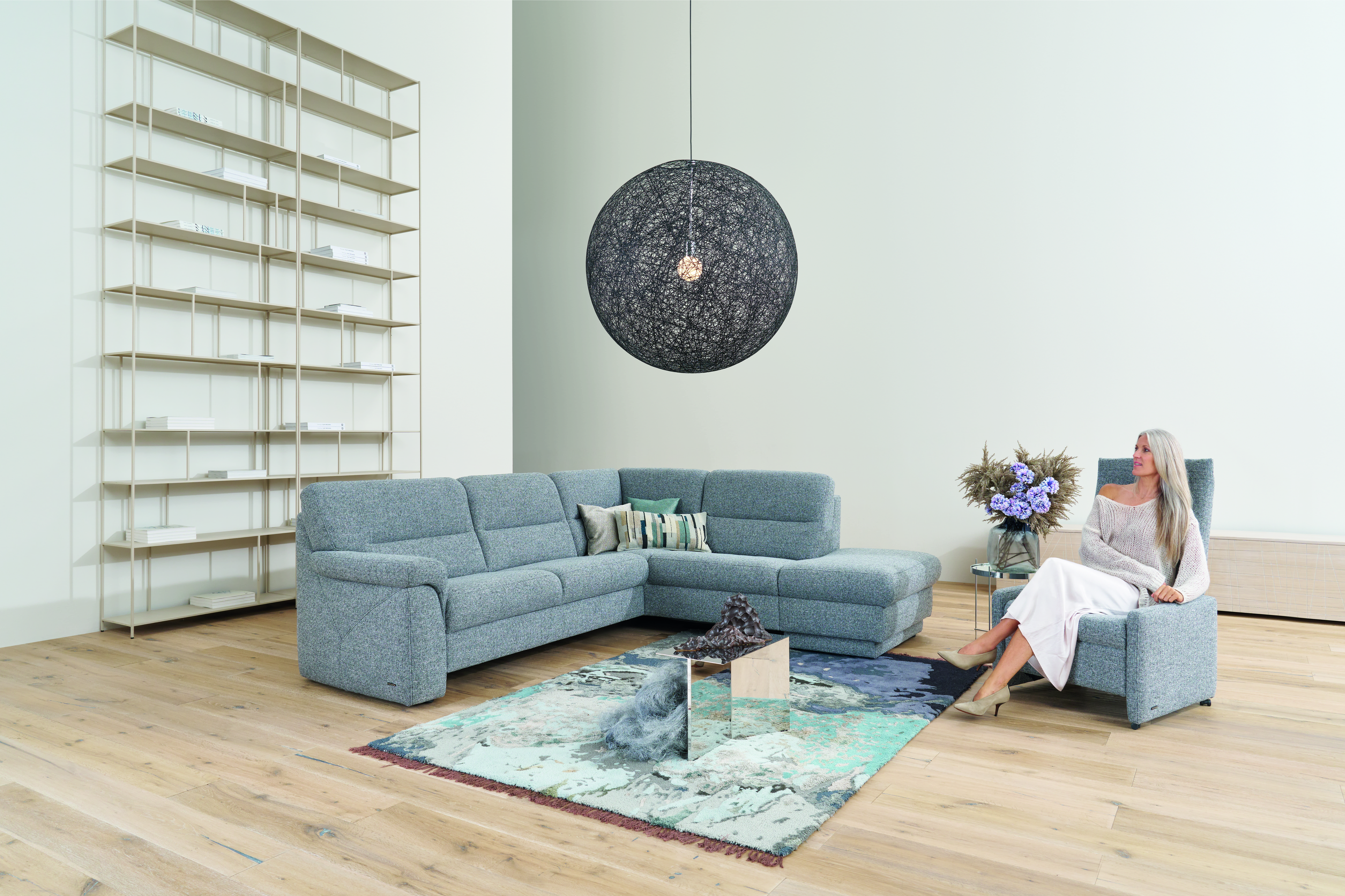 Kozy Man Ottoman:Chair Picture 3